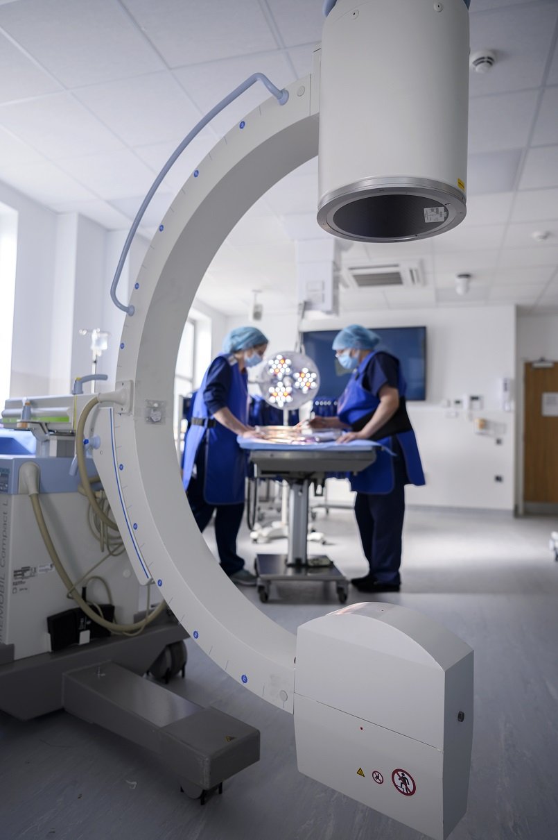 Surgical table distance shot