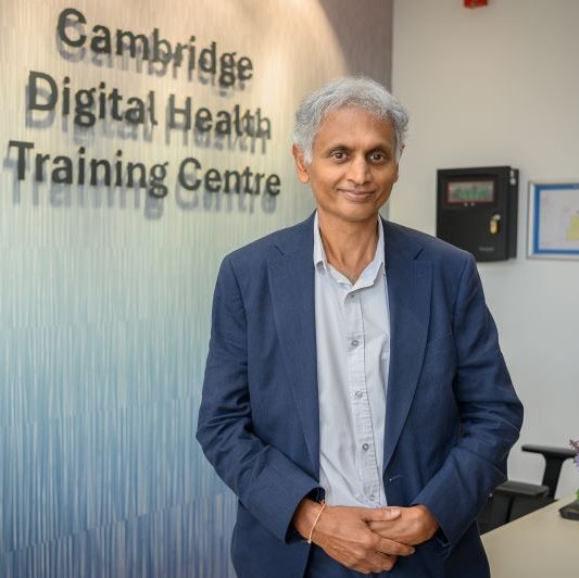 Head and shoulders shot of Dr Arun Gupta at Cambridge Digital Health and Surgical Training Centre