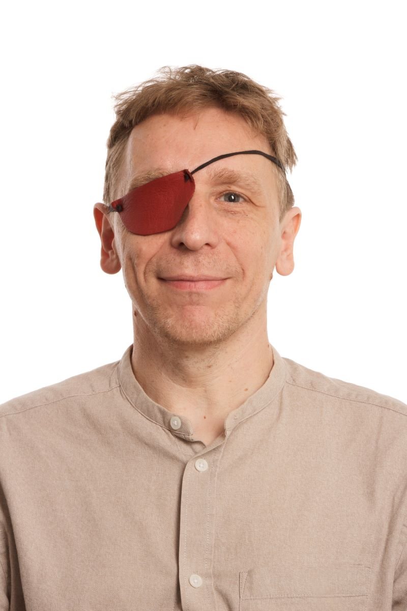 James Piercy head and shoulders fawn shirt