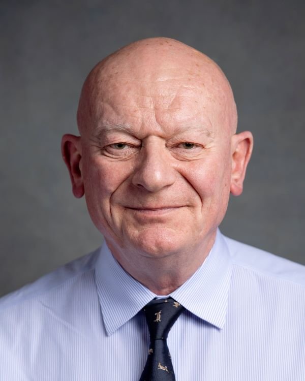 Professor Michael Nicholson NEW head and shoulders 600 x 700