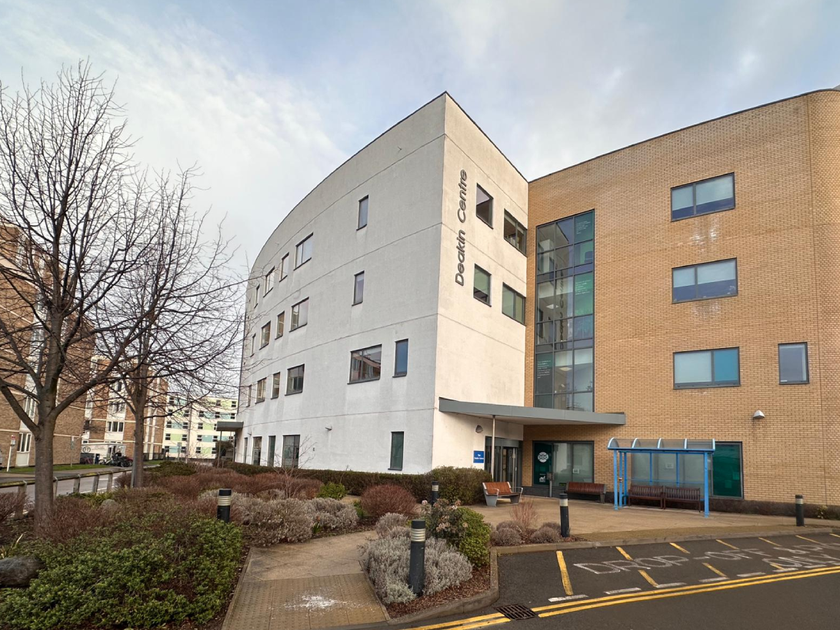 Photo showing the outside of the Deakin Centre, including entrance.